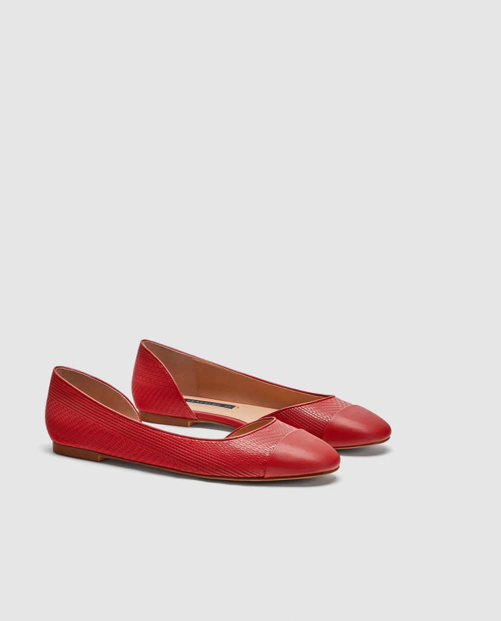 Pantofi rosii Zara 69.90 lei