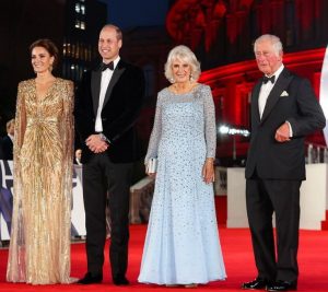 Kate Middleton, în rochia aurie de la premiera filmului James Bond. Sursă foto: Instagram
